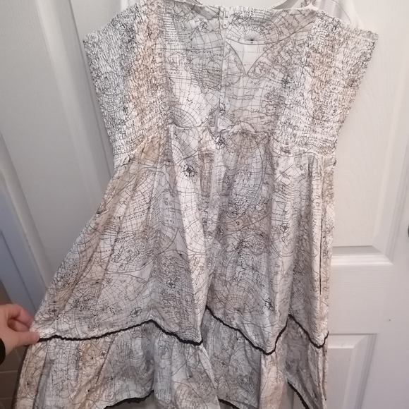 World Map Dress mini/mid length - Picture 6 of 6